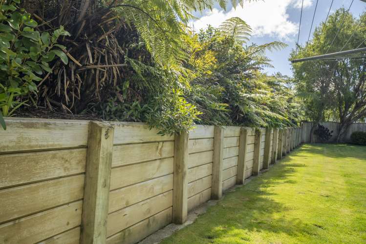 4 Claverton Grove Churton Park_23