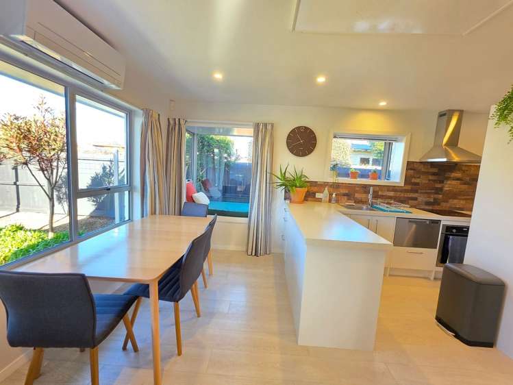 2/100 Conway Street Somerfield_1