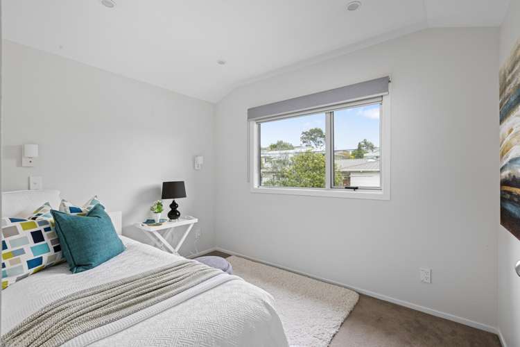 2/30a Glenvar Road Torbay_10