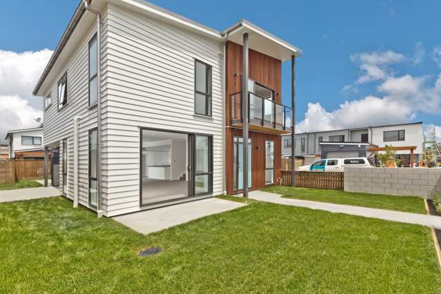 3 Sacred Kingfisher Road Hobsonville_2