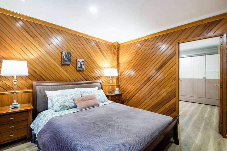 82 Seaview Road Castor Bay_15