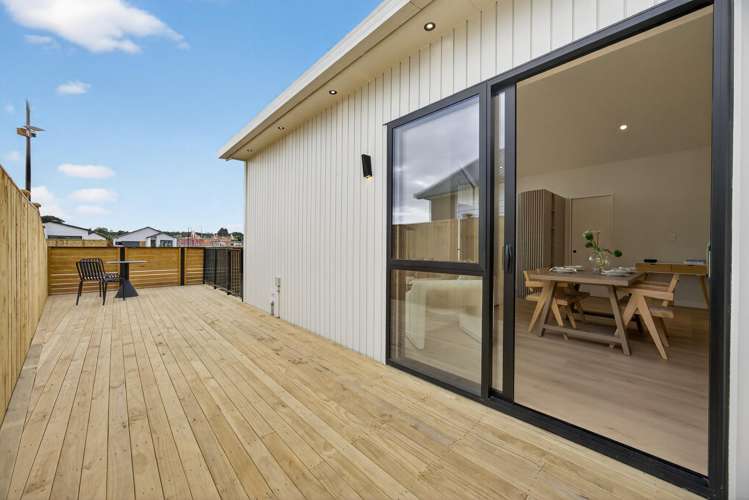 6 Tuwai Crescent Opaheke_23