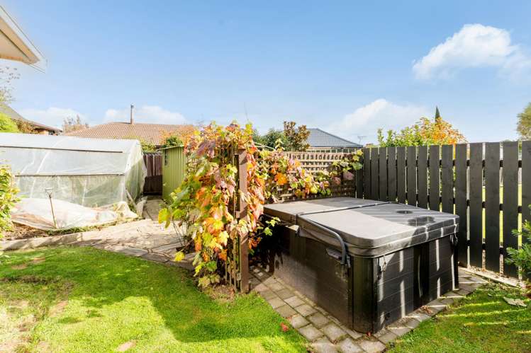 68 High Street Mosgiel_24