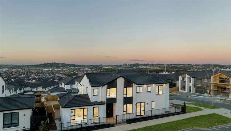 19 Aklander Rise Flat Bush_28