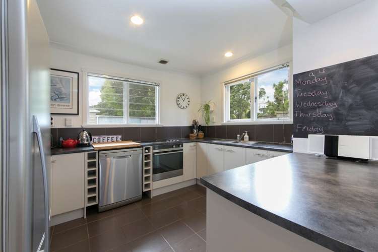 563 South Titirangi Road Titirangi_2