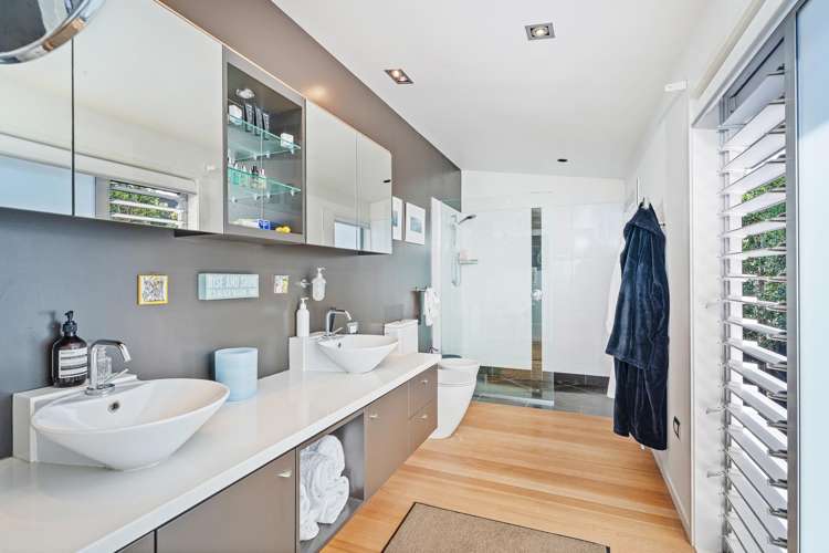 226 Kenwood Drive Matarangi_11