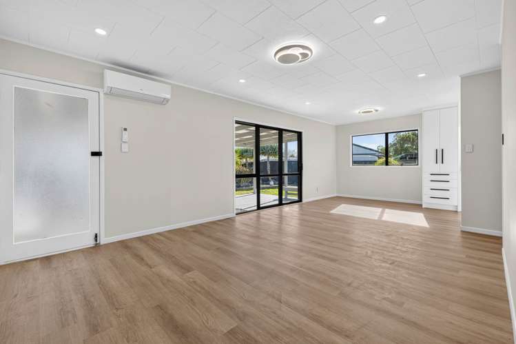 85 Redcrest Avenue Papakura_8