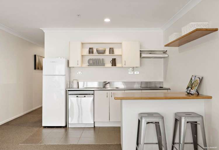 3X/15 Nelson Street City Centre_7