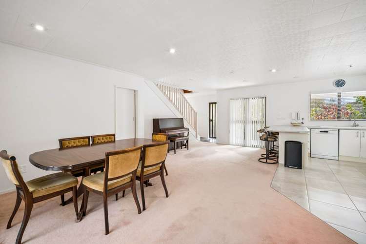 2 Claverdon Drive Massey_3