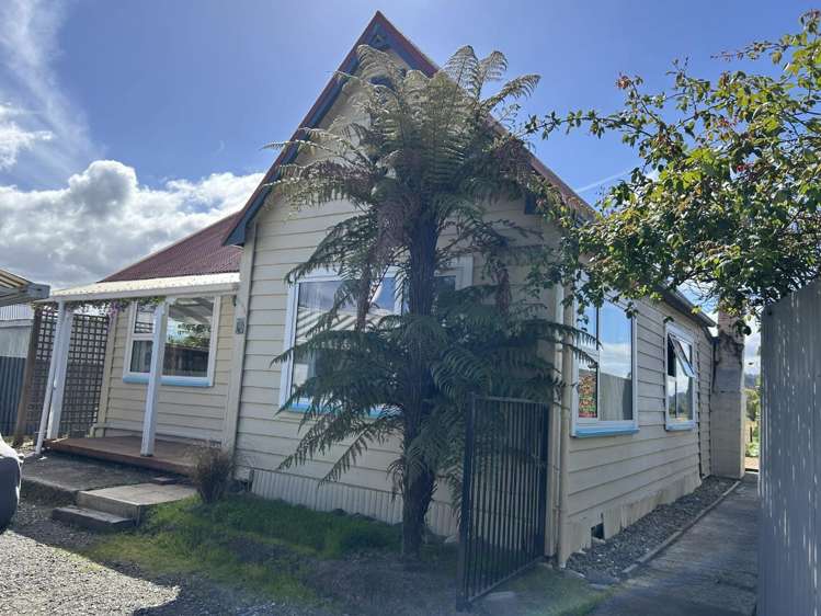 25 School Road 1942_13