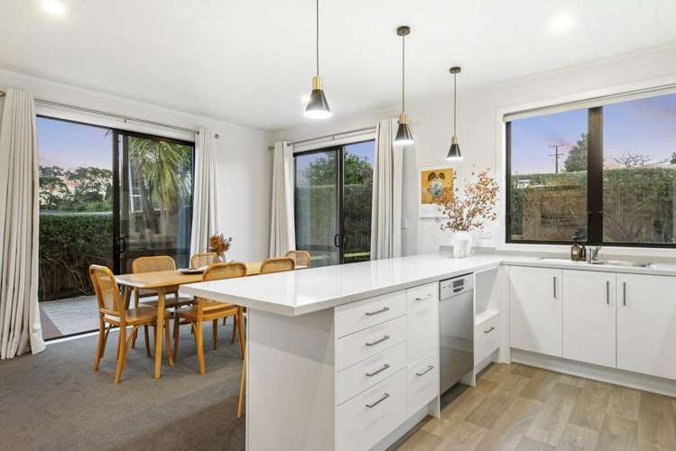 14 Fordham Street Beach Haven_10