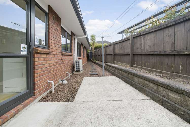 8 Carisbrook Crescent Papakura_16
