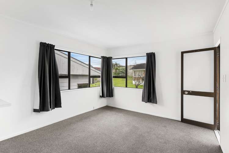 208D Shirley Road 10695_1