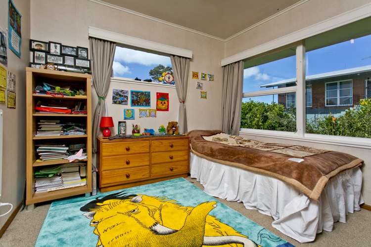 2/13 Liston Street Northcote_18