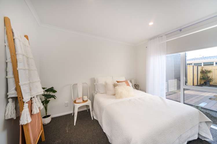 1b Hereford Street West End_13