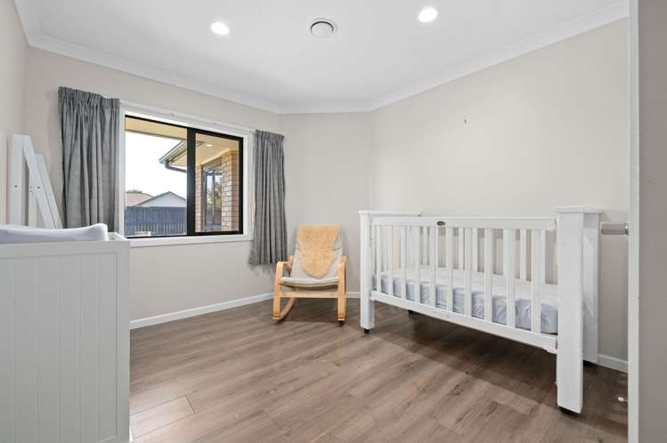 36 Barrington Drive Huntington_10