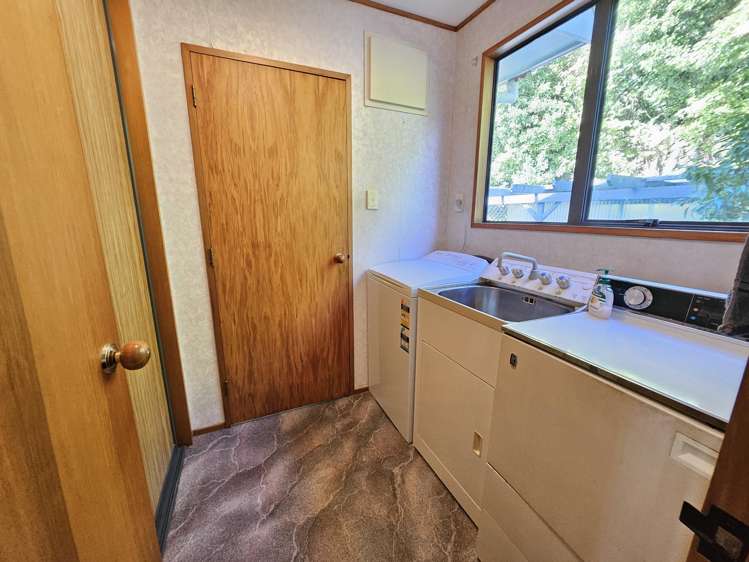 27 Loris Place Karoro_13