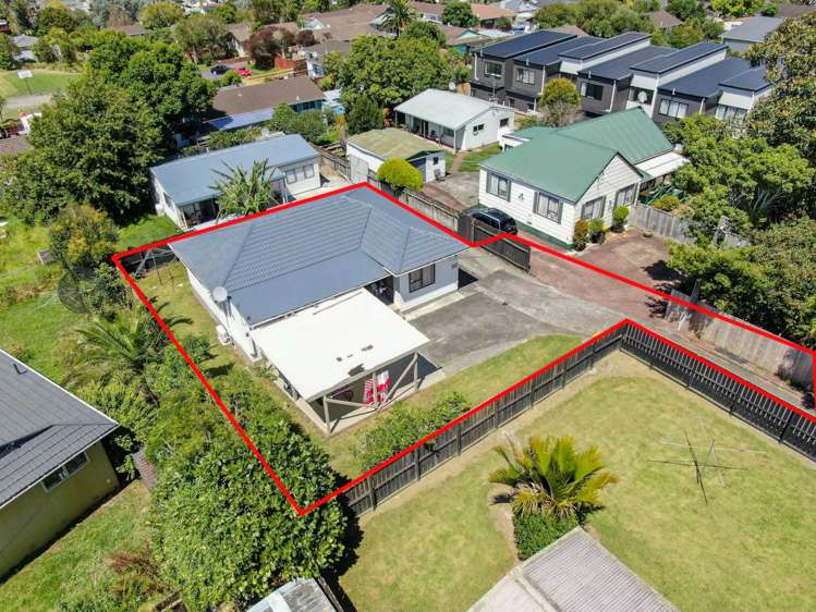 106 Bruce Mclaren Road Henderson_10