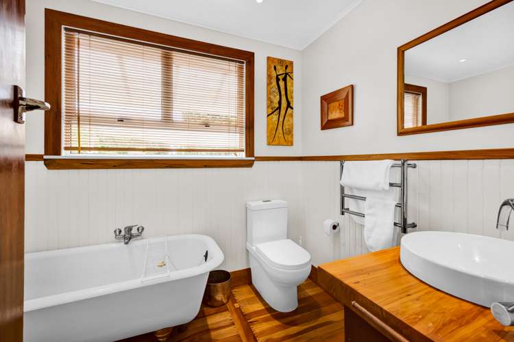 70 Ihaia Road Opunake_14