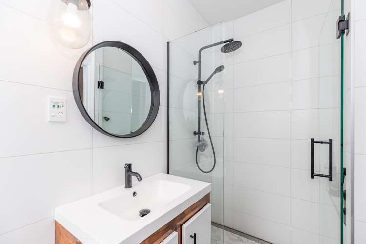 31 Firth Street Hamilton East_16