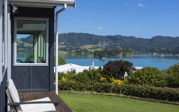 23 Lewer Street Whangaroa_25