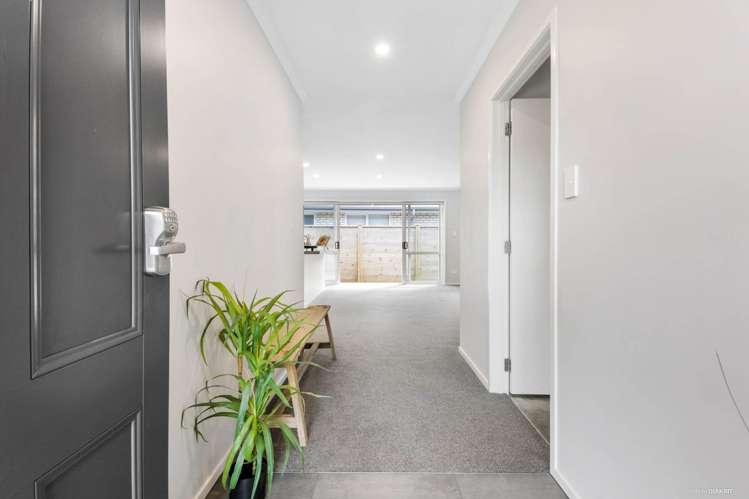 3 Harry Close Warkworth_13