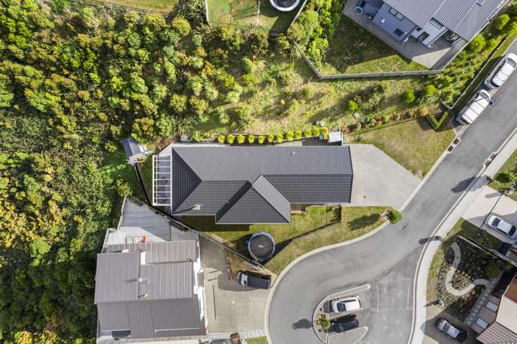 8 Opaoa Way Aotea_16