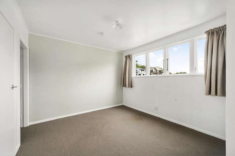 135 Onslow Road Khandallah_8