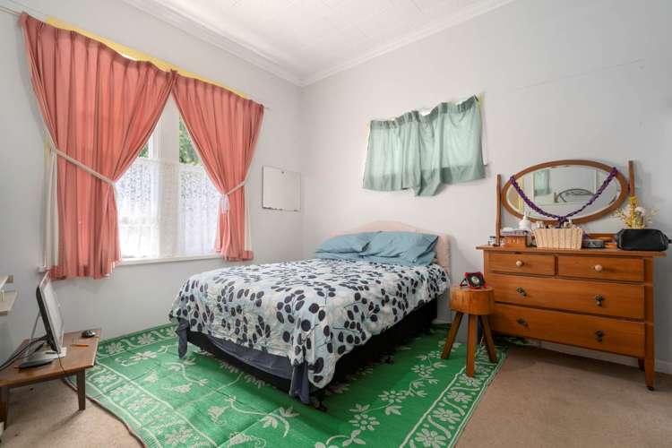 110 Edmonton Road Henderson_8