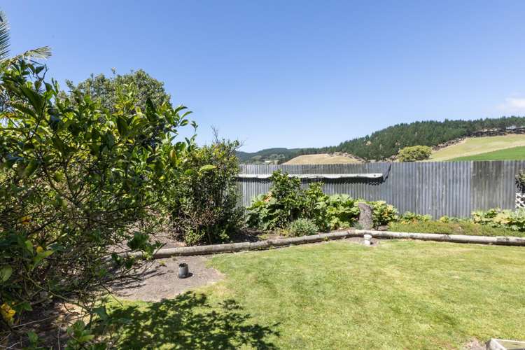 2/75 Harper Road Waimarama_18