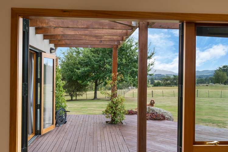 315 River Road Gore Surrounds_14