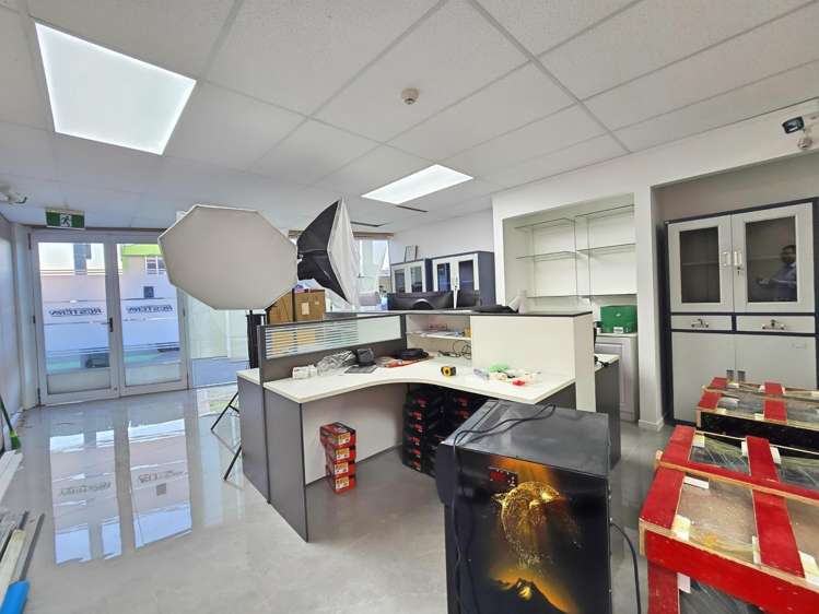 Shop 1/978-980 New North Road Mt Albert_1