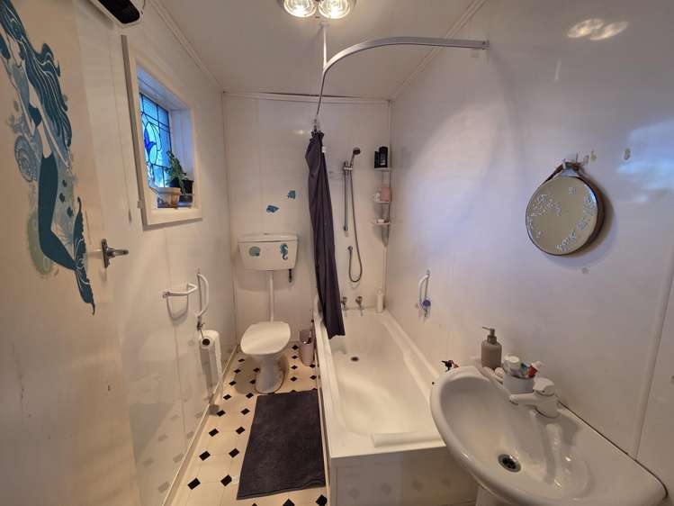 3 George Street Balclutha_11