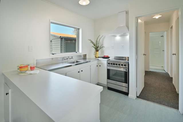 2/2 Tarbet Place Flaxmere_3
