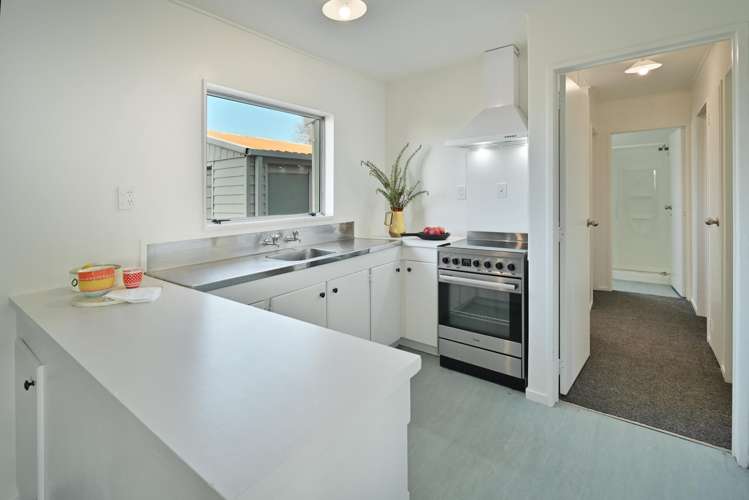 2/2 Tarbet Place_3