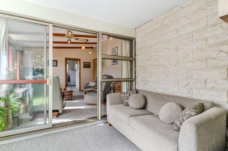 15B Baker Street Caversham_5