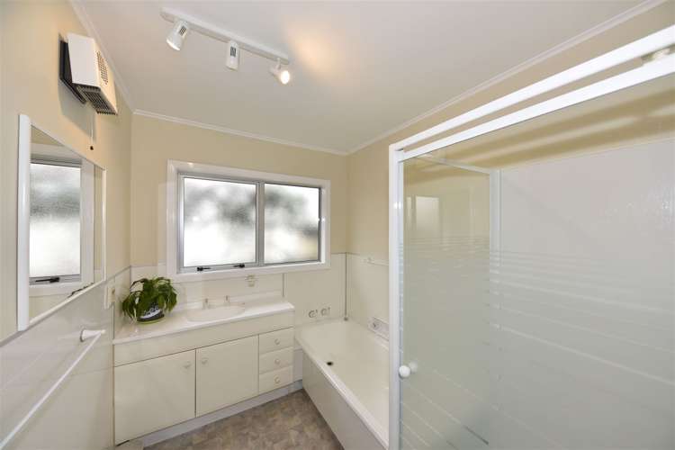 49 Doncaster Street Sockburn_18