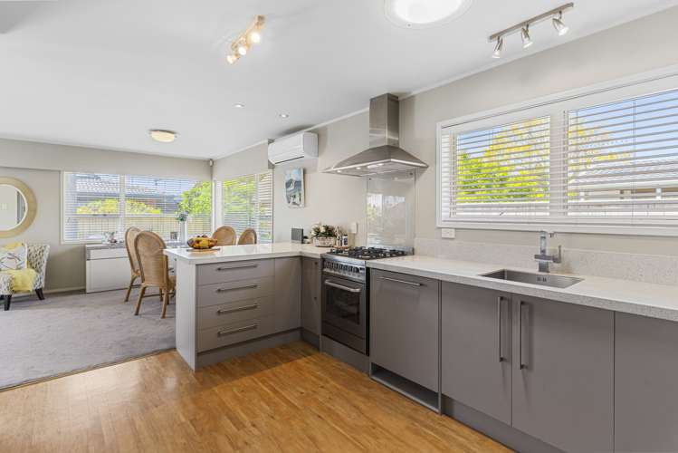 1/15 Vivian Wilson Drive Eastern Beach_5