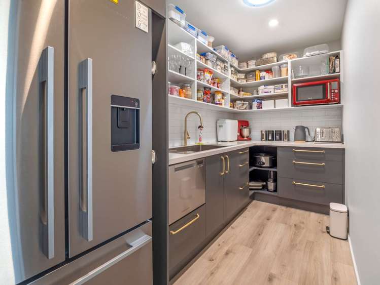 12 Meadowlands Green Allenton_8