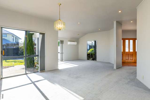 5a Scotston Grove Witherlea_4