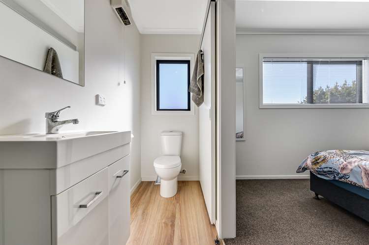 2/13 Palmerston Street Hamilton Central_13