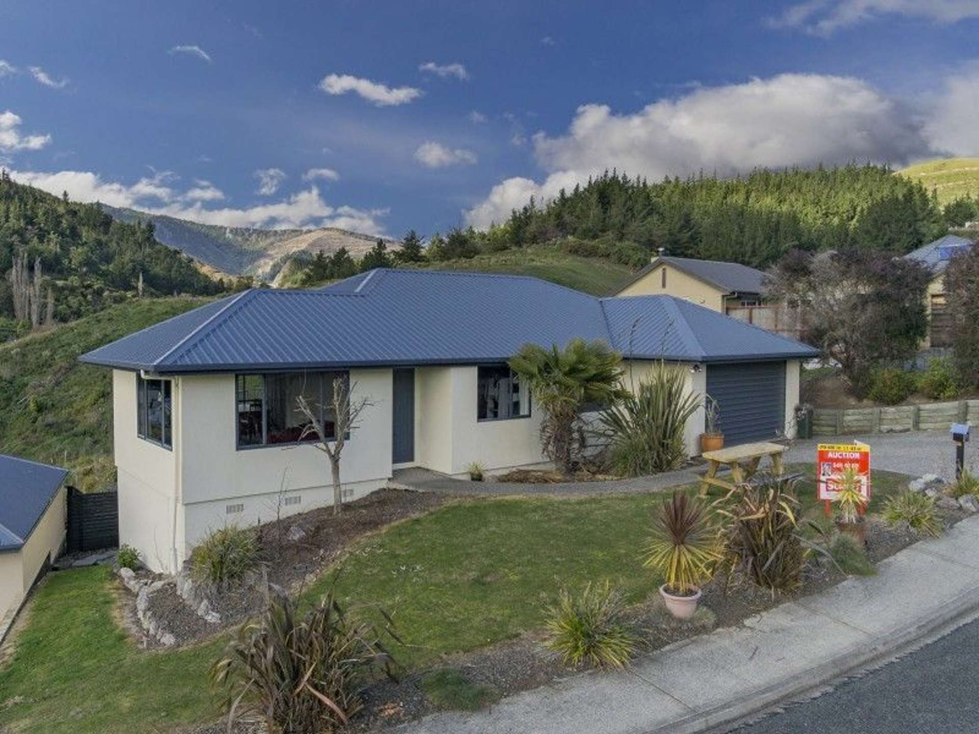 93 Bishopdale Avenue Bishopdale_0