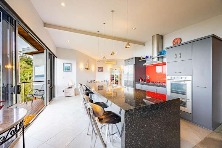 4B Seapoint Road Bluff Hill_8