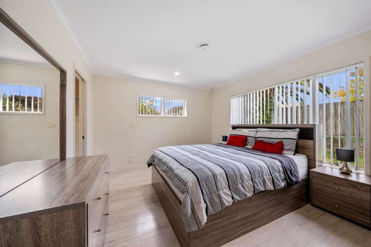 8 Derryveagh Lane Manurewa_22