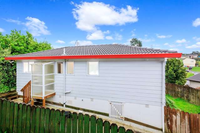 20 Halloran Place Massey_3