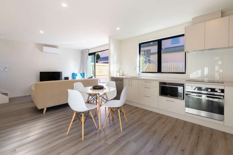 233B Bealey Avenue_3