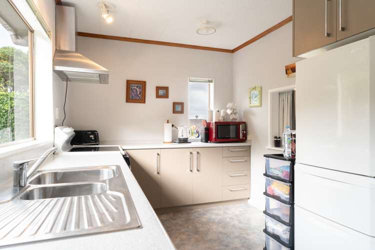 27 Inlet View Titahi Bay_8