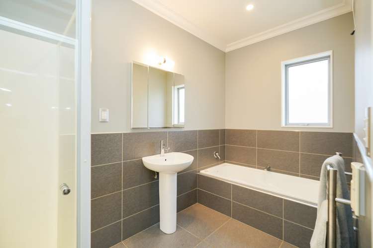 7 Niven Road Otatara_11
