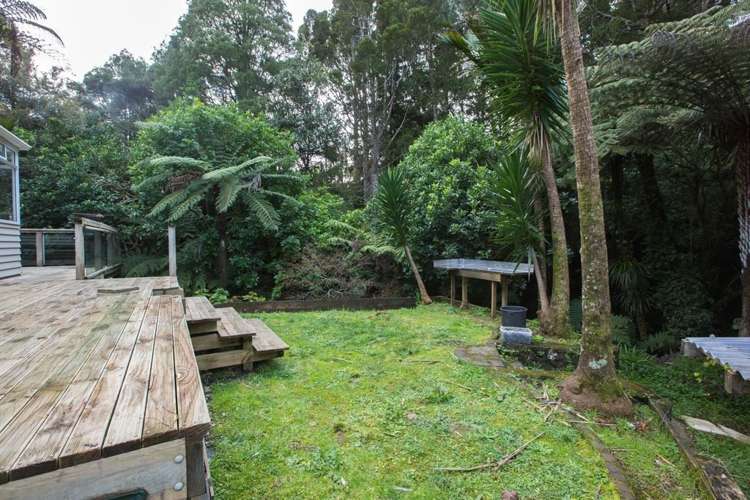 311 Huia Road Titirangi_11