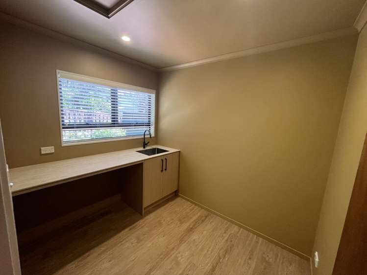 15 Sequoia Grove Merrilands_10